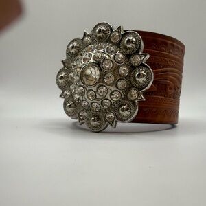 Leather Band Bracelet Western Rhinestone Metal Accent New Adjustable Snaps